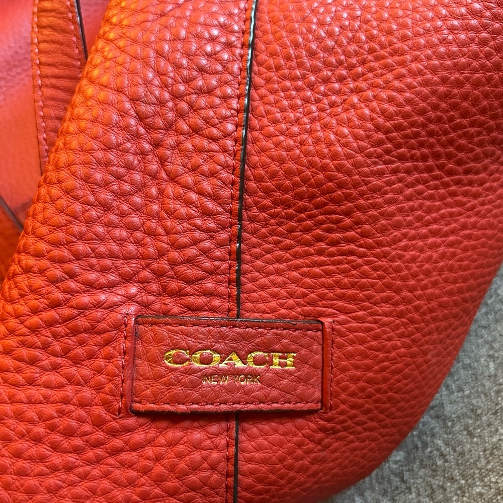 Vintage Coach Legacy Drawstring Shoulder Handbag - Picture 7 of 9